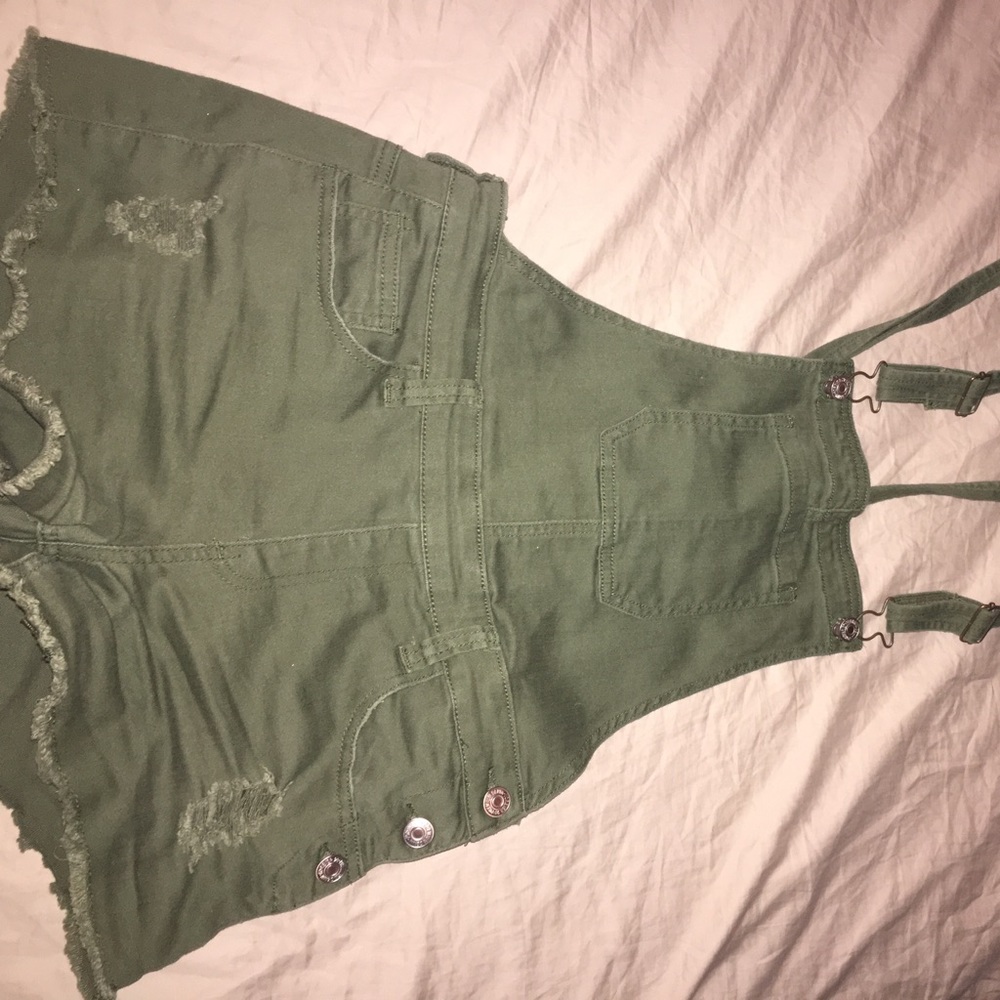Overalls - Picture 3 of 5