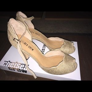 Chelsea Crew Gold Leaf Lola Heels shoes