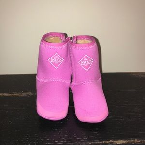 Muck company girl boots!