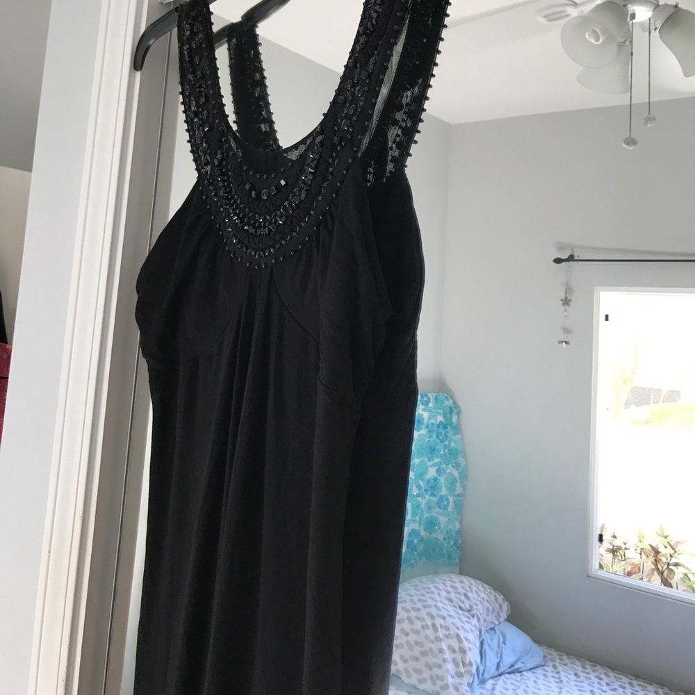 😎Beautiful beaded detail BCBG dress - Picture 2 of 5