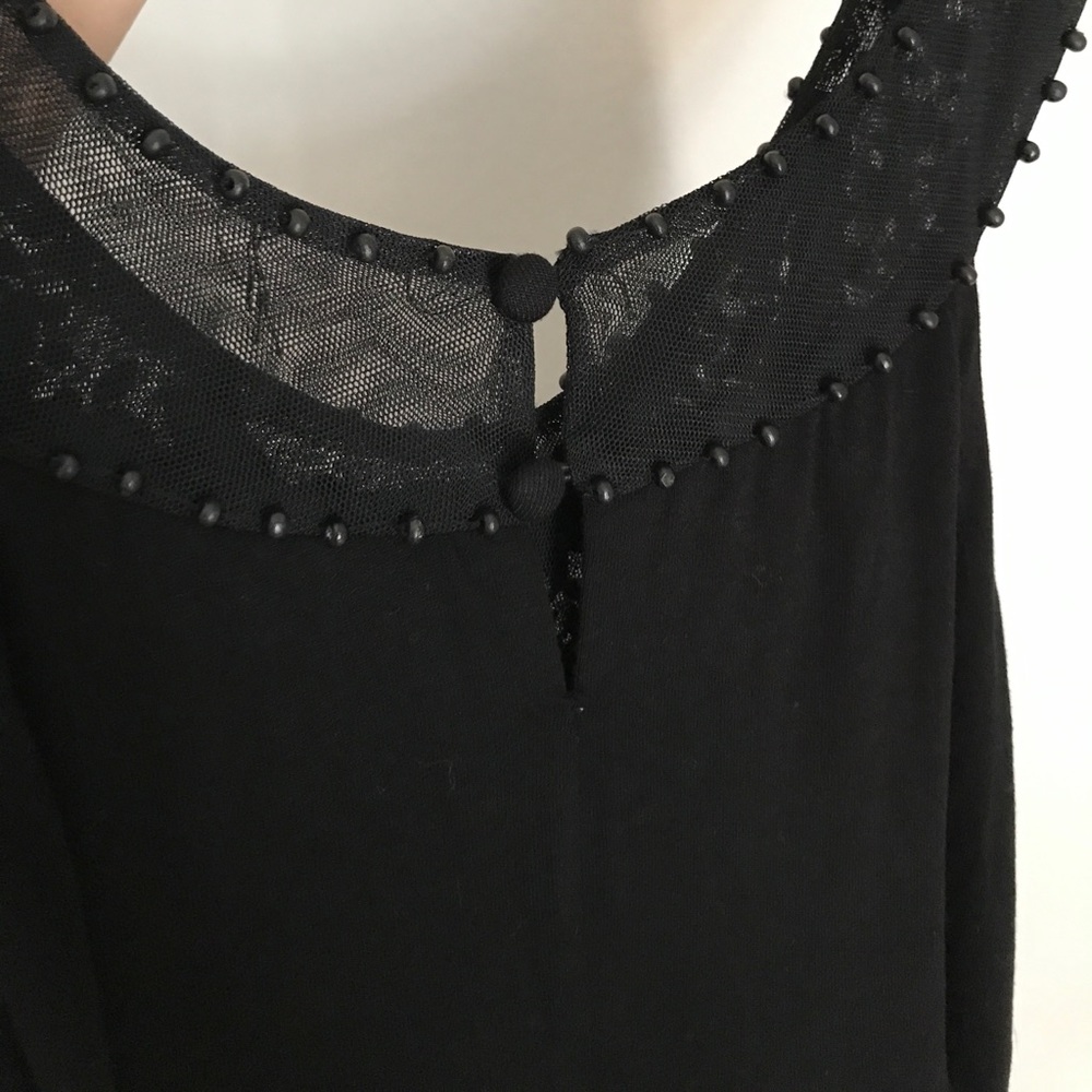 😎Beautiful beaded detail BCBG dress - Picture 4 of 5