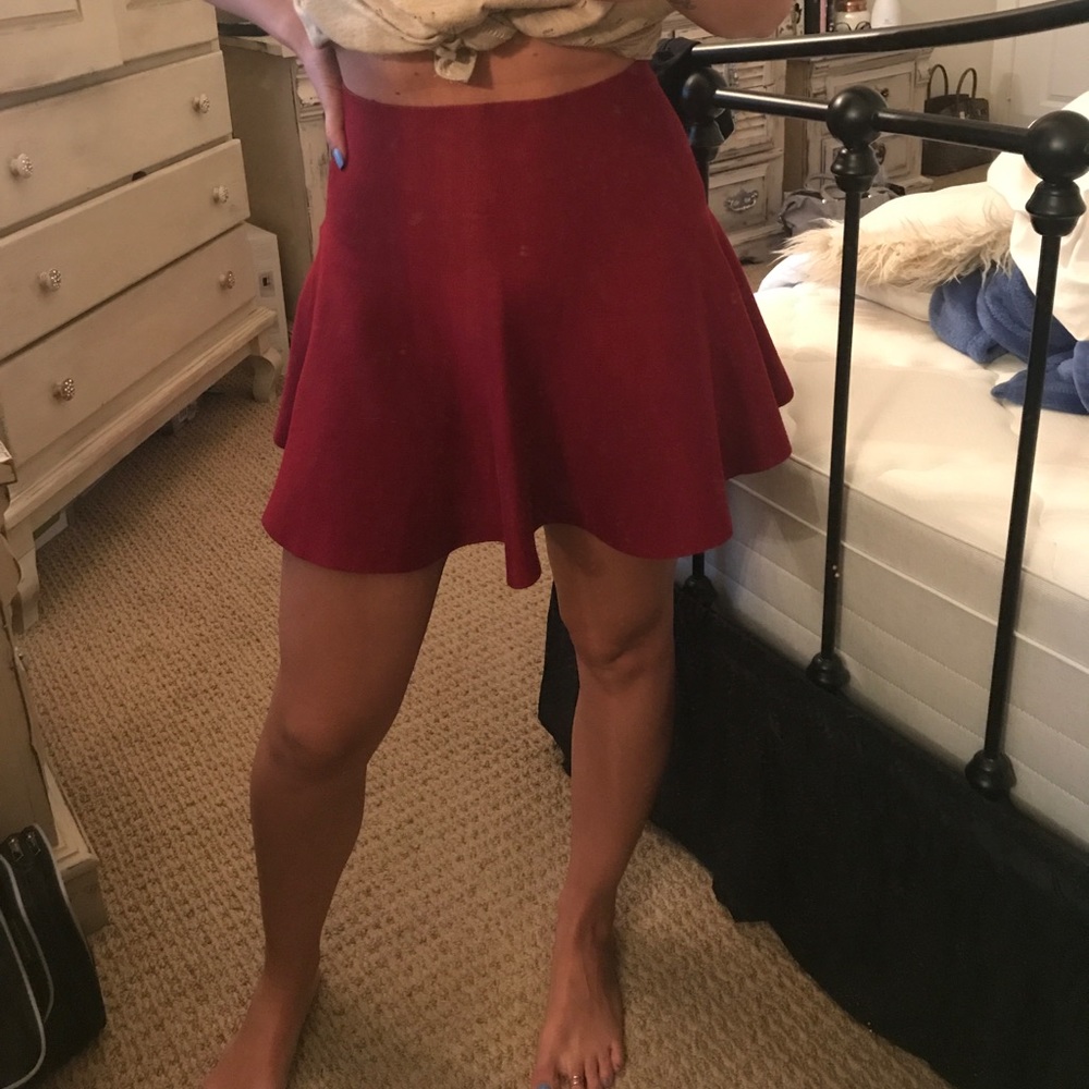 Burgundy high waisted mini skirt