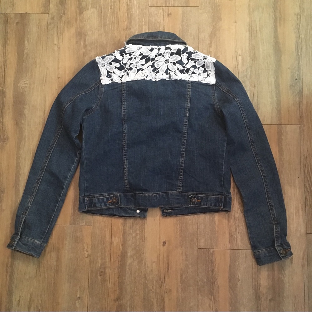 *SOLD*Delias Cropped Denim Jacket w/ White Knit Overlay