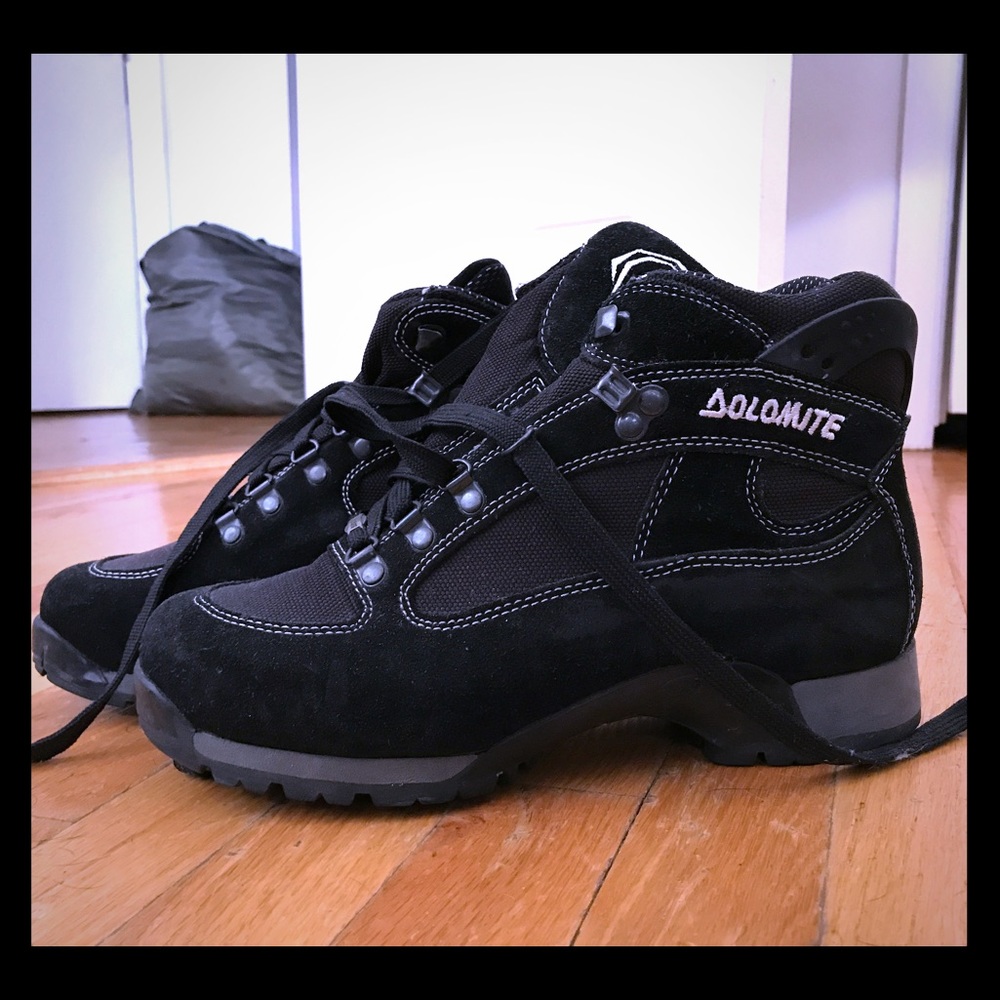 DOLOMITE HAWKS. Like new! Black suede nubuck