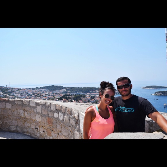 Meet your Posher, Katarina - Picture 1 of 1