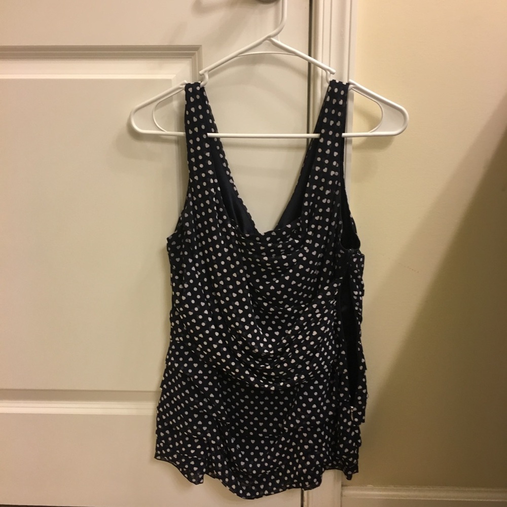 Express polka dot tank size M