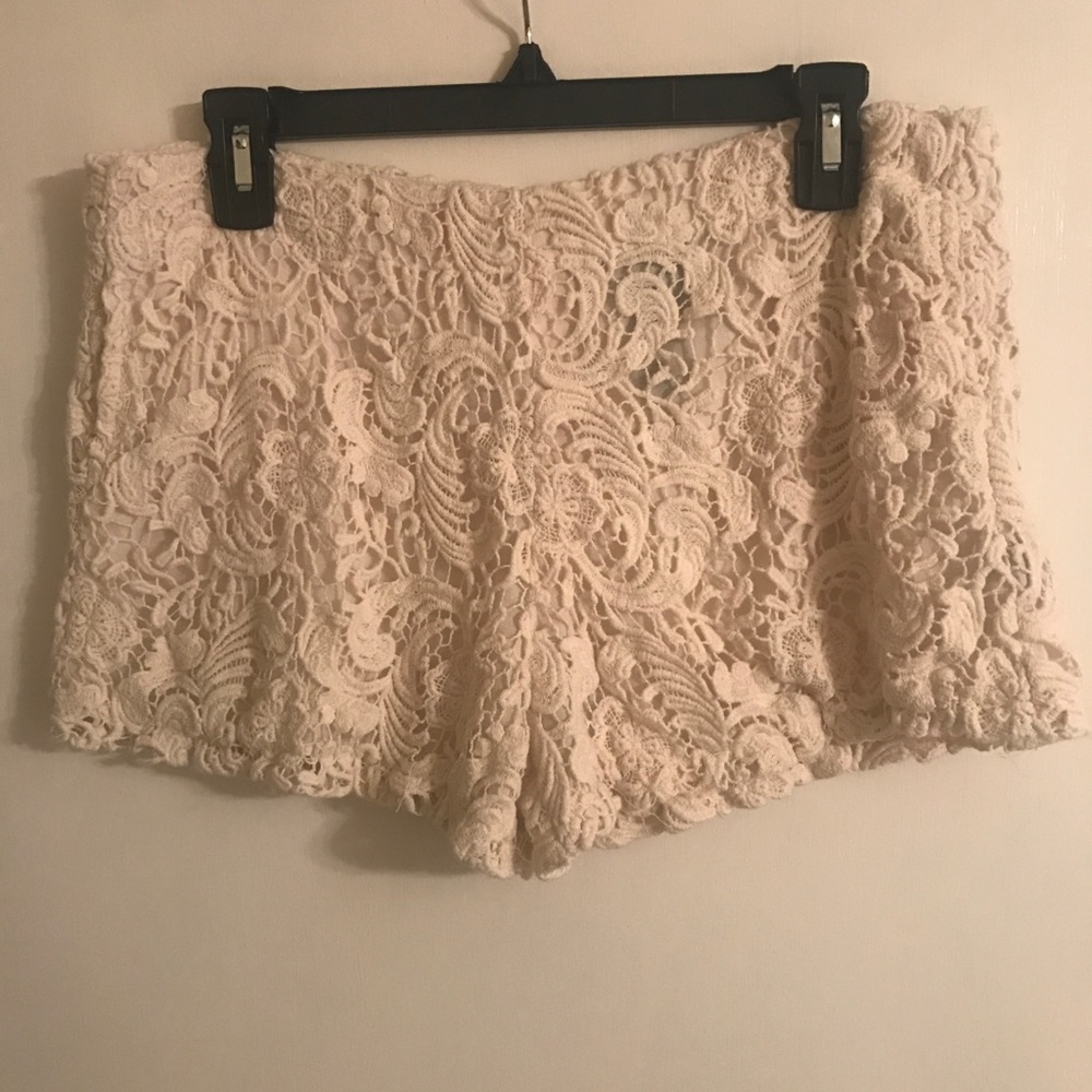 Cream Lace Shorts