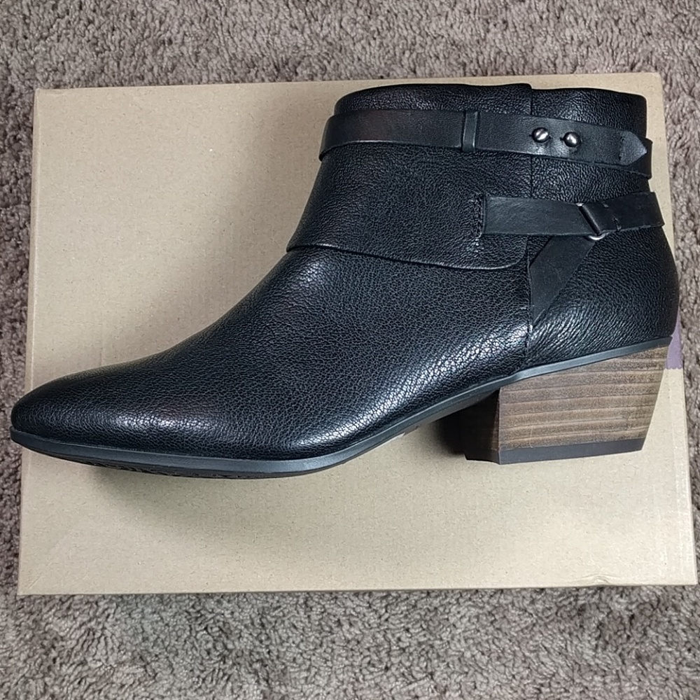 Clarks Spye Comet ankle boots - Picture 2 of 4