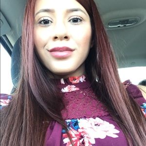 Meet your Posher, Alejandra