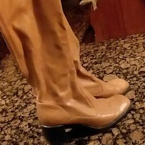 Slip on boots Slip on boots