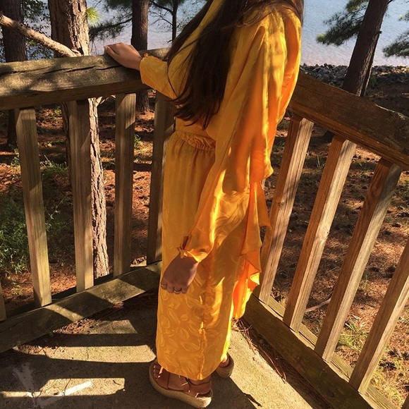 Vintage Dresses & Skirts - Vintage yellow midi long sleeve dress