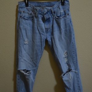 Levi's Distressed Boyfriend Jeans