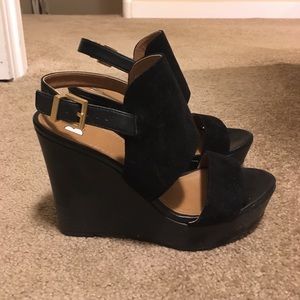 BP Black Wedges