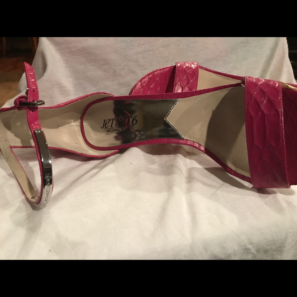 Jet Set heels - Picture 3 of 3