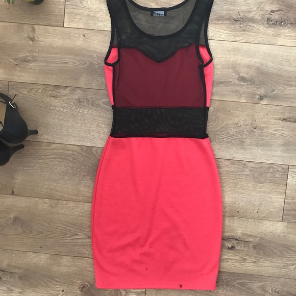 Stretchy Bodycon in Peach - Picture 2 of 4