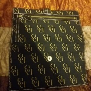 Dooney And BURKE wallet