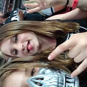 Meet your Posher, Desiree