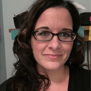 Meet your Posher, Liz