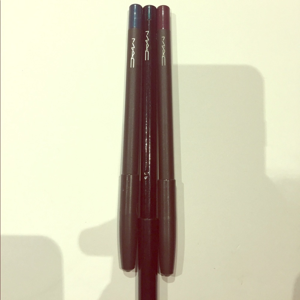 MAC eye pencil!
