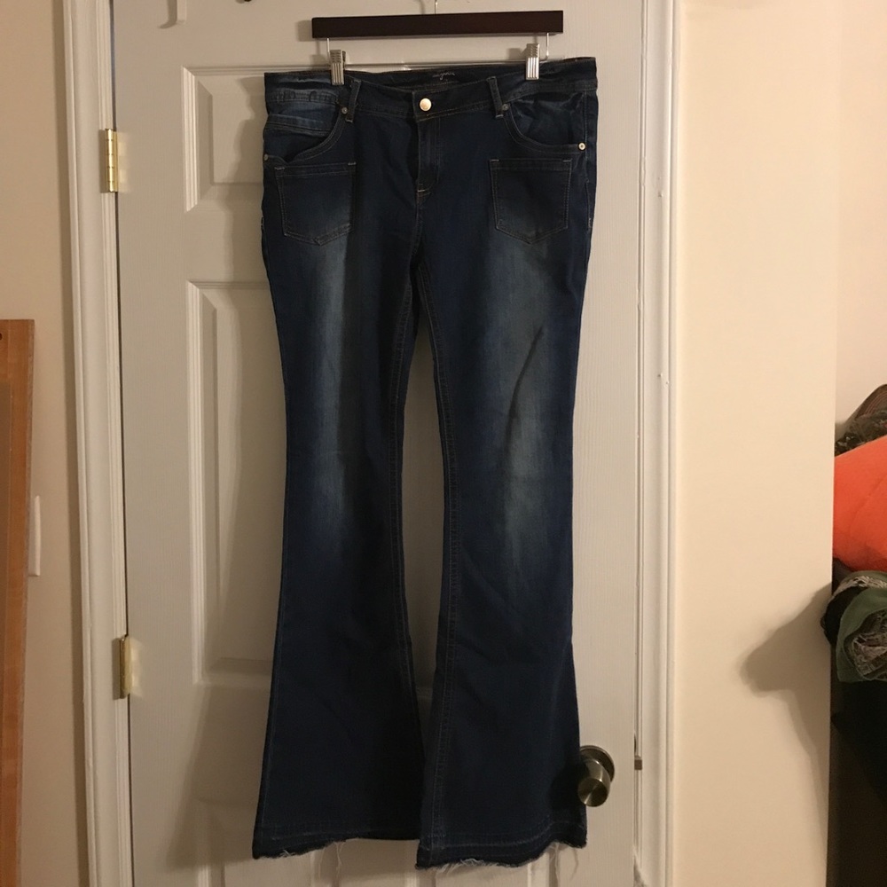 Sugar magnolia flare bottom jeans