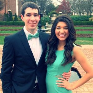 Meet your Posher, Alissa