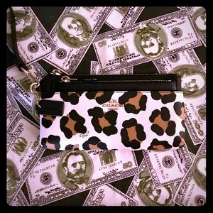 Coach Ocelot Large Wrislet💥