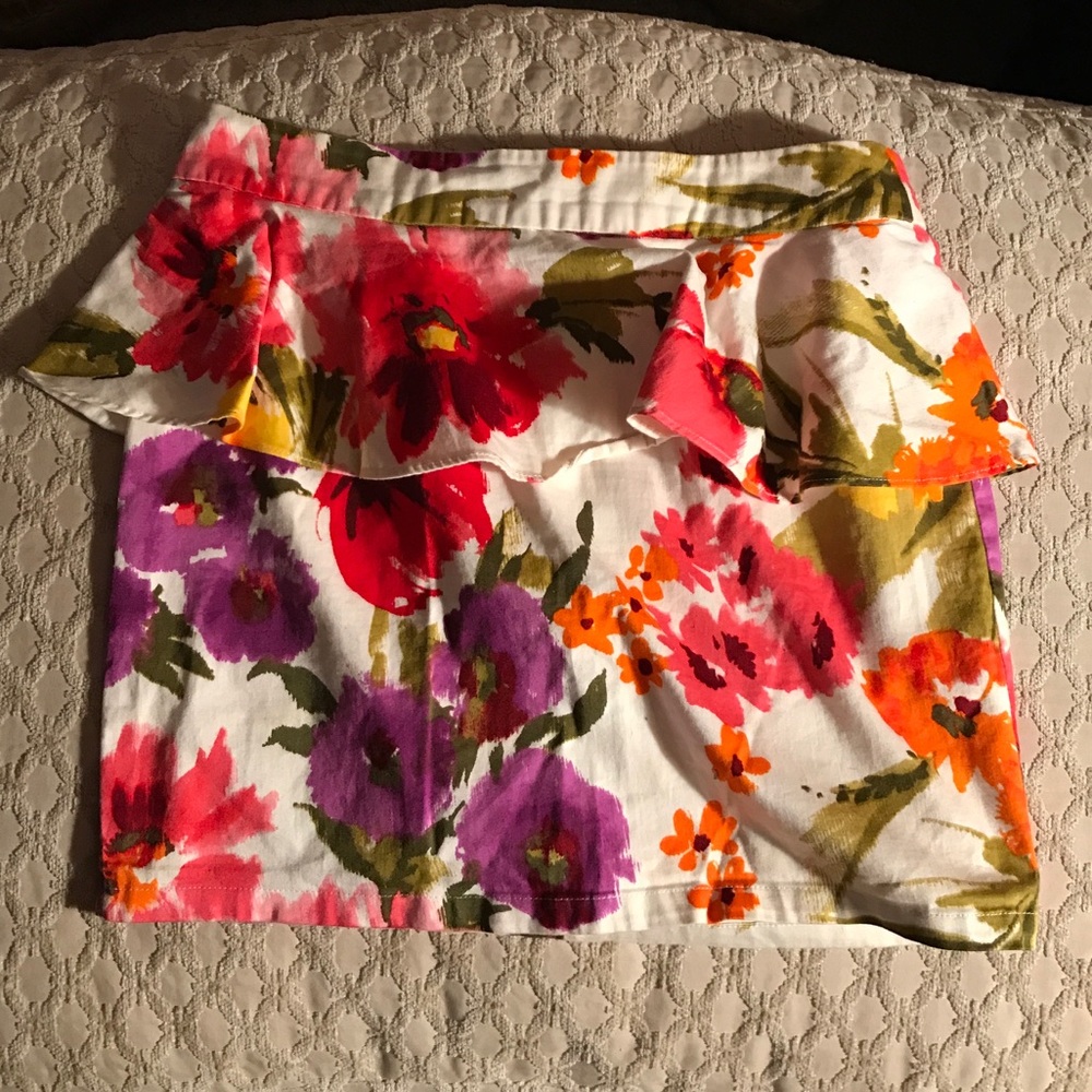 Floral print skirt