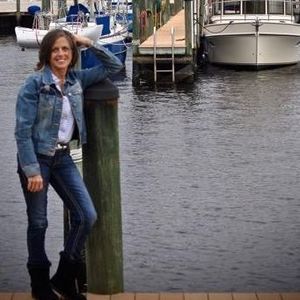 Meet your Posher, Debra