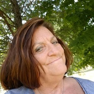 Meet your Posher, Joy