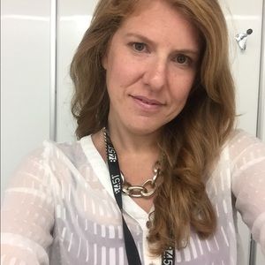 Meet your Posher, Christine