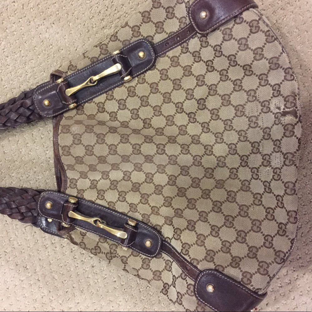 Authentic Gucci Pelham handbag