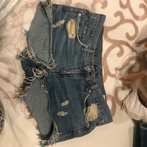 rag and bone frayed short shorts!