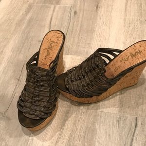 Mia Brown Wedges size 9.5 Mia Brown Wedges size 9.5