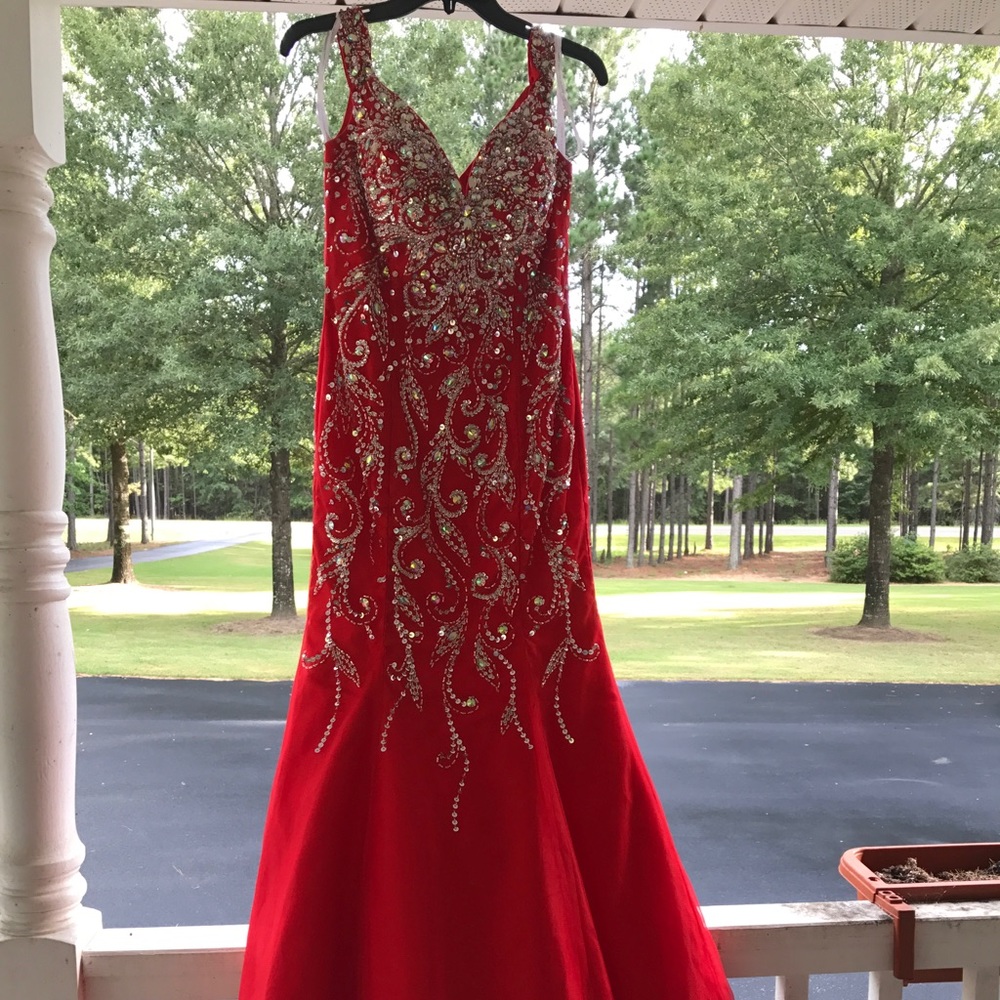 Red Couture Prom/Pageant Dress **MUST GO