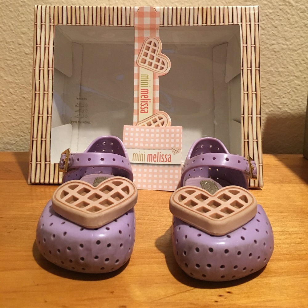 Mini Melissa Waffle Shoes size 6