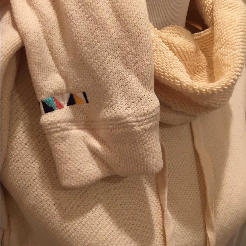 Roxy sweater - Picture 2 of 4