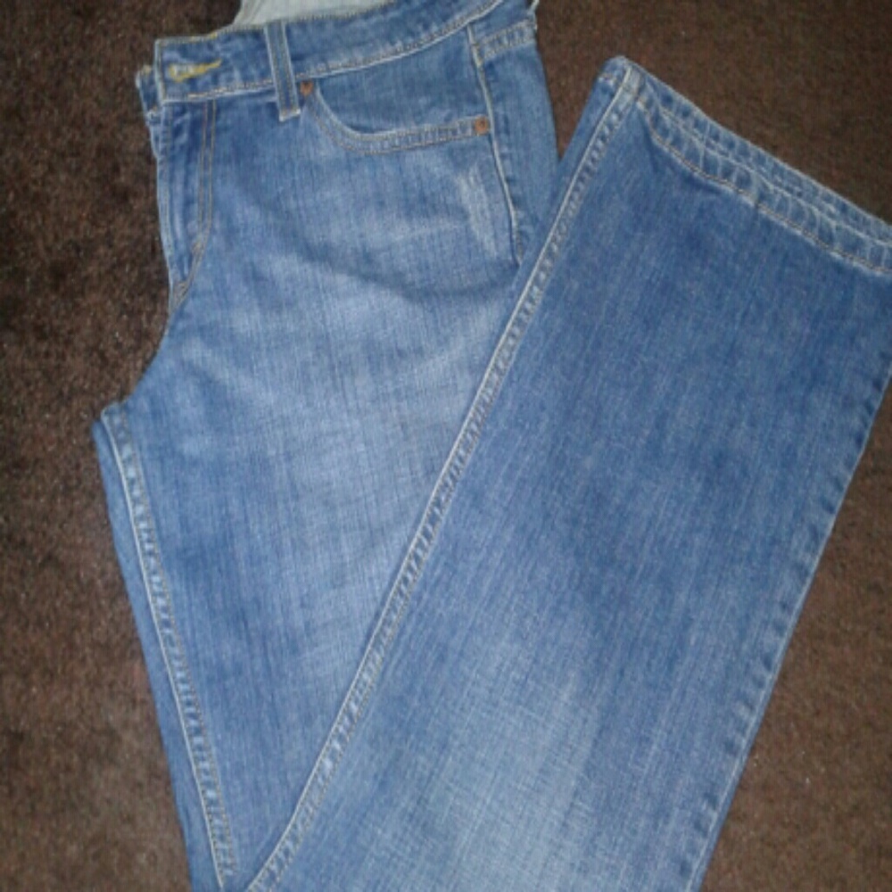 518 Levi's superlow jeans