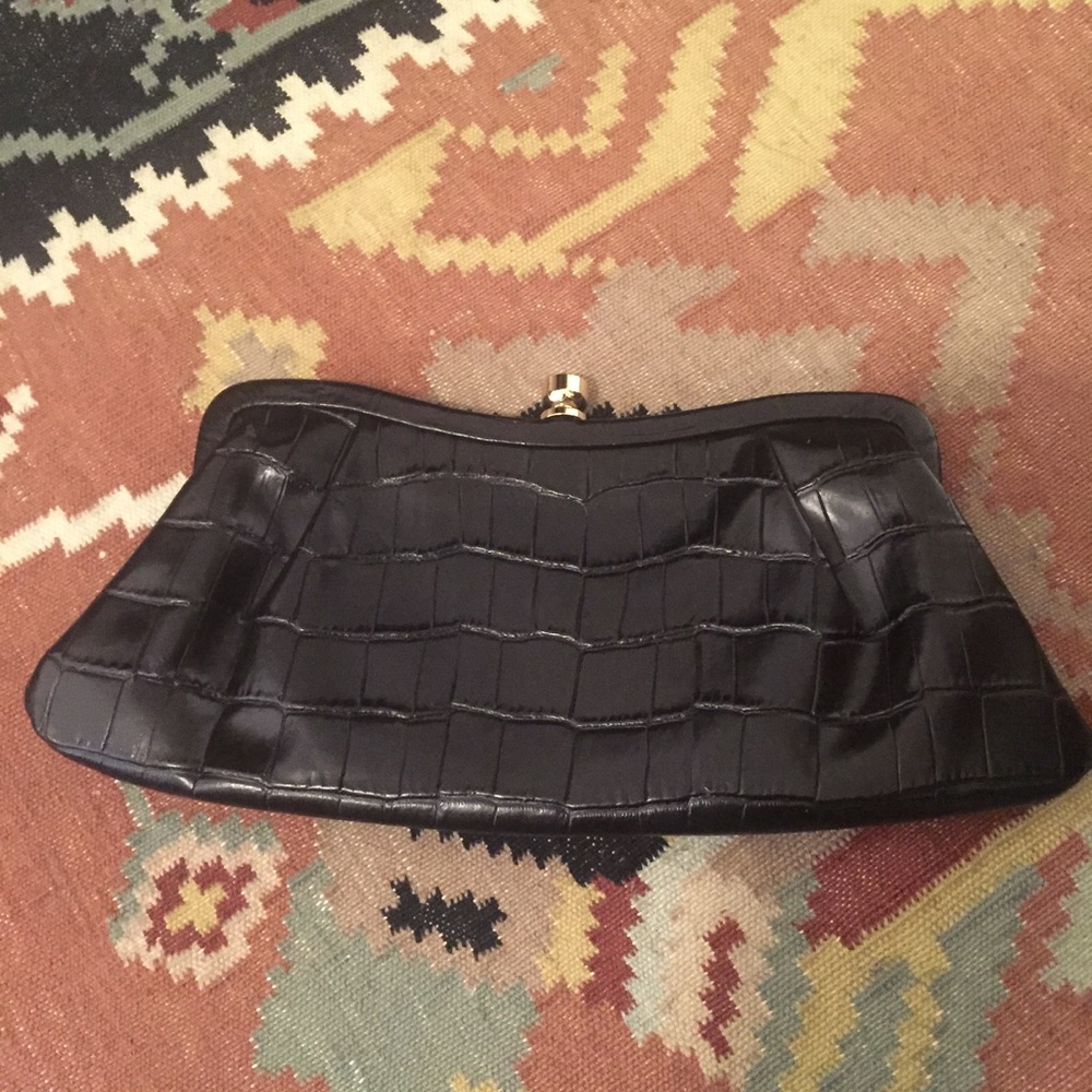 BR Black Clutch 💛 SOLD