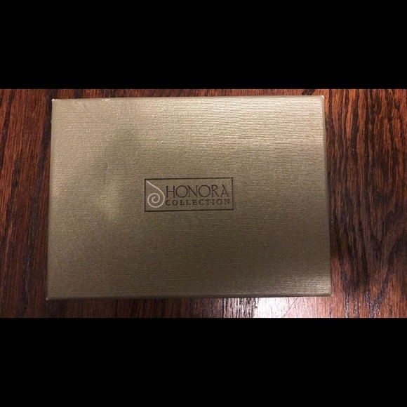 Honora Collection Necklace and Earrings set - Picture 2 of 2