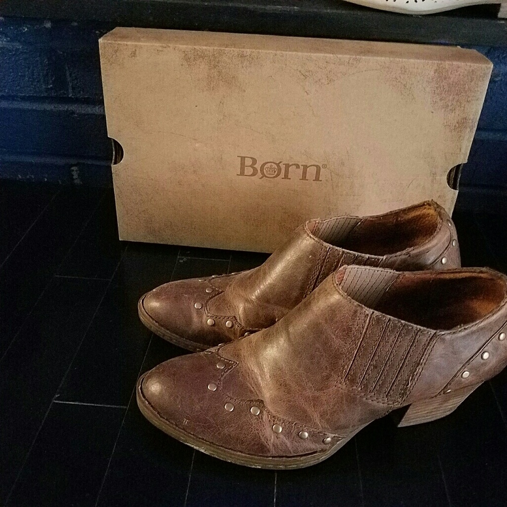 Born boots