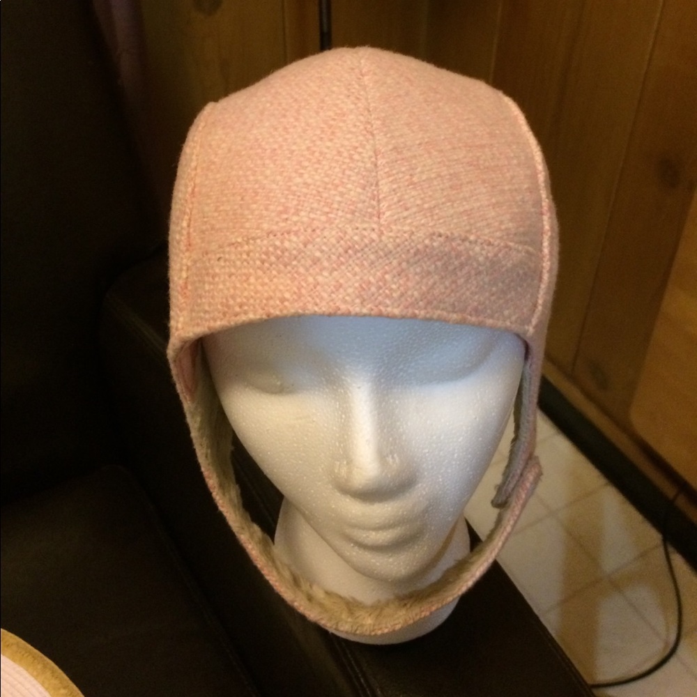 1960-s looking hat. Never been worn