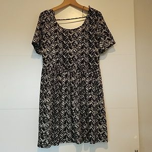 Forever 21 geometric print dress, sz L