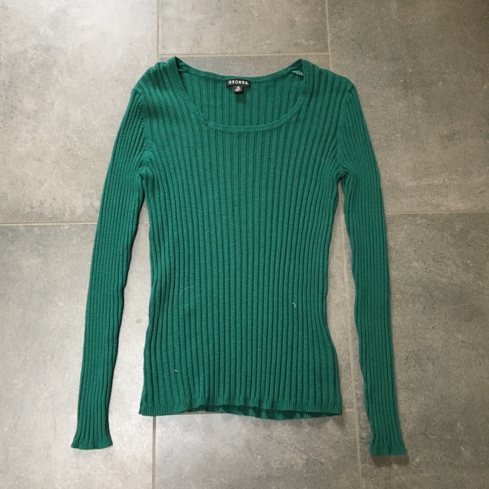 Forest green sweater