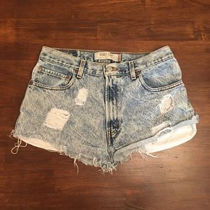 💥VINTAGE💥 distressed shorts