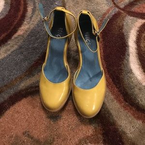 Yellow AOUqE Heels with Peanut Butte Bottom.