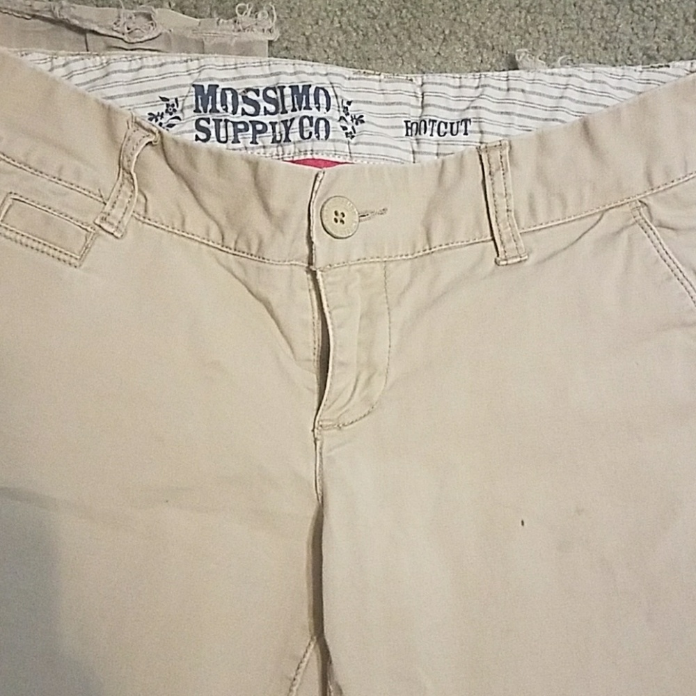 Mossimo size 7 khakis