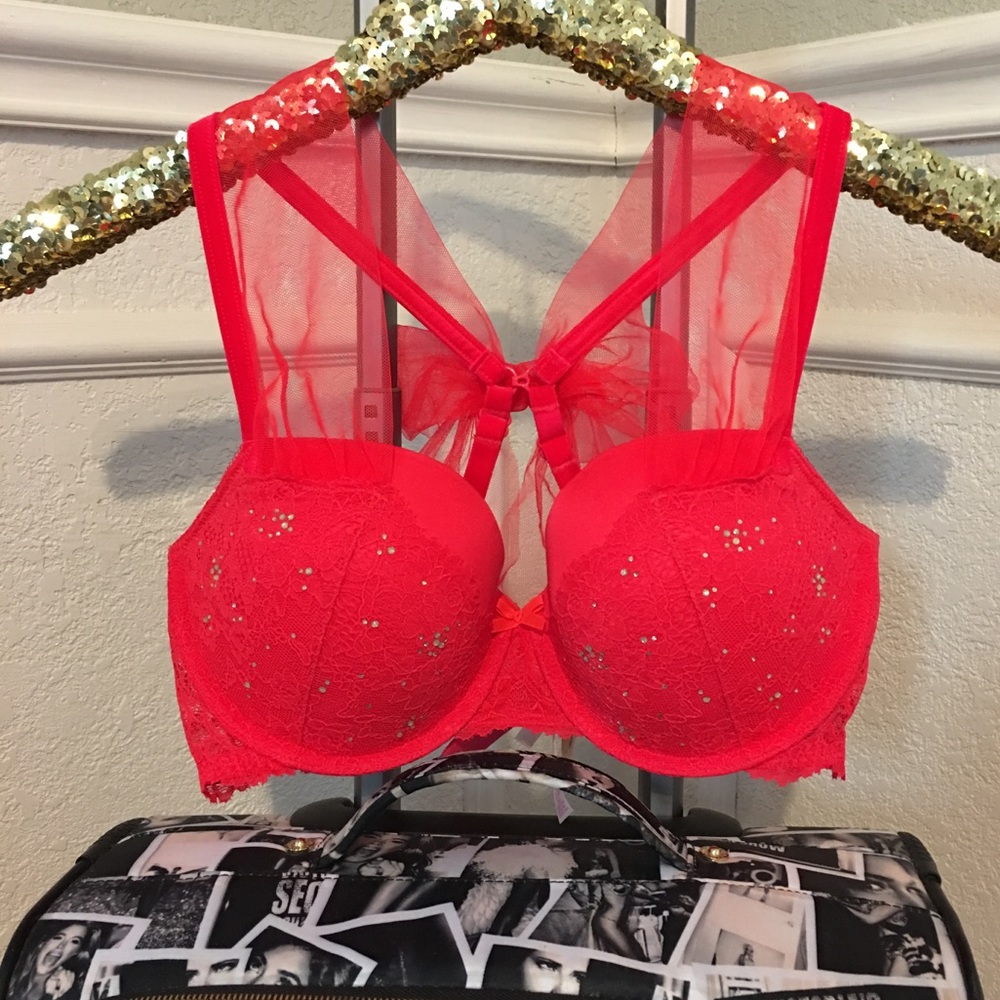 **SOLD**Victoria Secret Dream Angels Bra - Picture 1 of 7