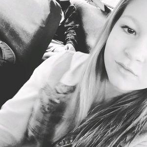 Meet your Posher, Leah