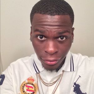 Meet your Posher, Troy