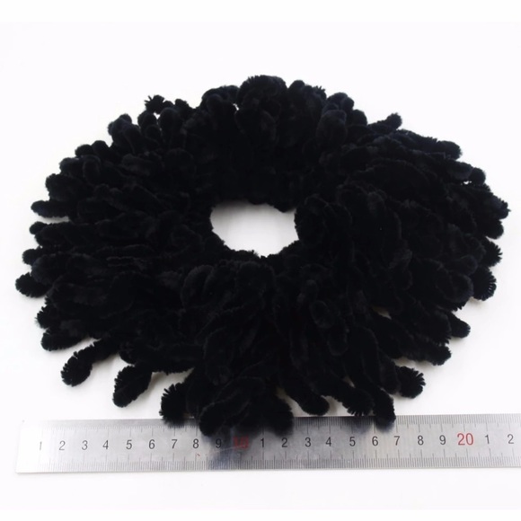 Hijab volumizer Scrunchie (2 pieces) - Picture 2 of 3